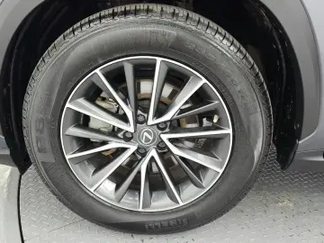 2022 Lexus NX с пробегом 47 499 км