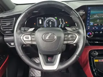 2022 Lexus NX с пробегом 47 499 км