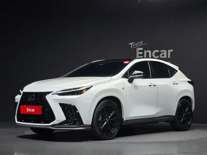 2024 Lexus NX с пробегом 21 368 км