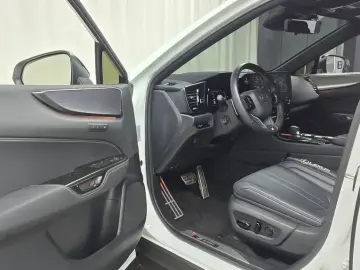 2024 Lexus NX с пробегом 21 368 км