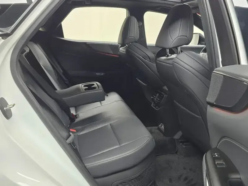 2024 Lexus NX с пробегом 21 368 км
