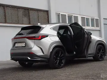 2023 Lexus NX с пробегом 53 515 км