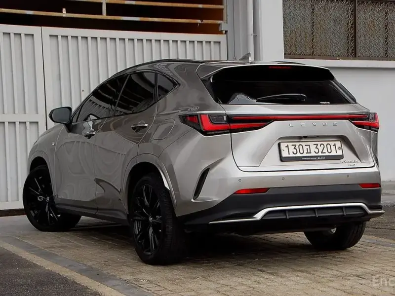 2023 Lexus NX с пробегом 53 515 км