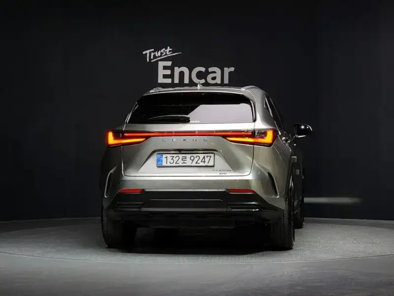 2025 Lexus NX с пробегом 18 670 км