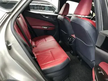 2025 Lexus NX с пробегом 18 670 км