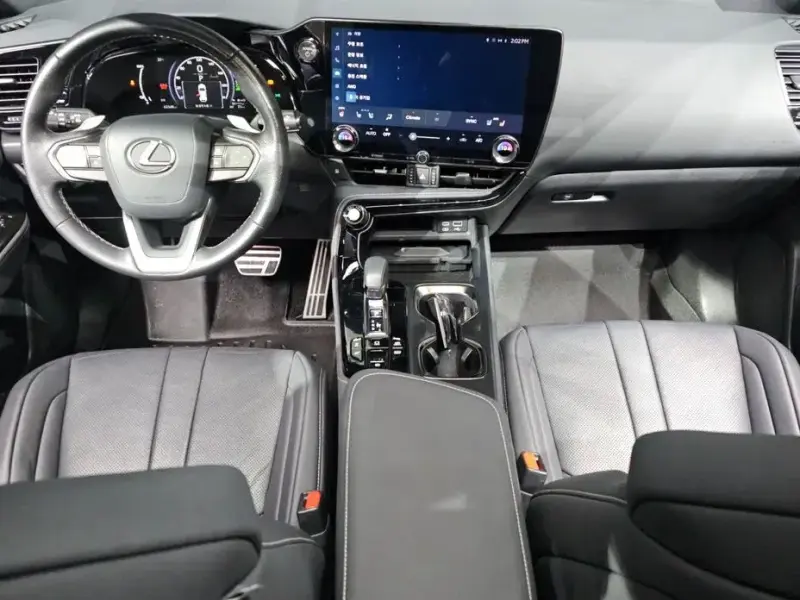2022 Lexus NX с пробегом 62 340 км