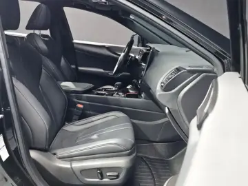 2022 Lexus NX с пробегом 62 340 км