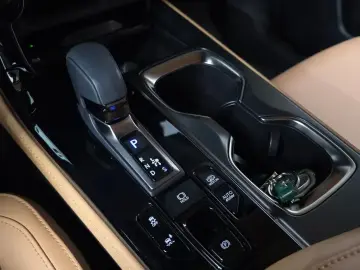 2024 Lexus NX с пробегом 20 548 км