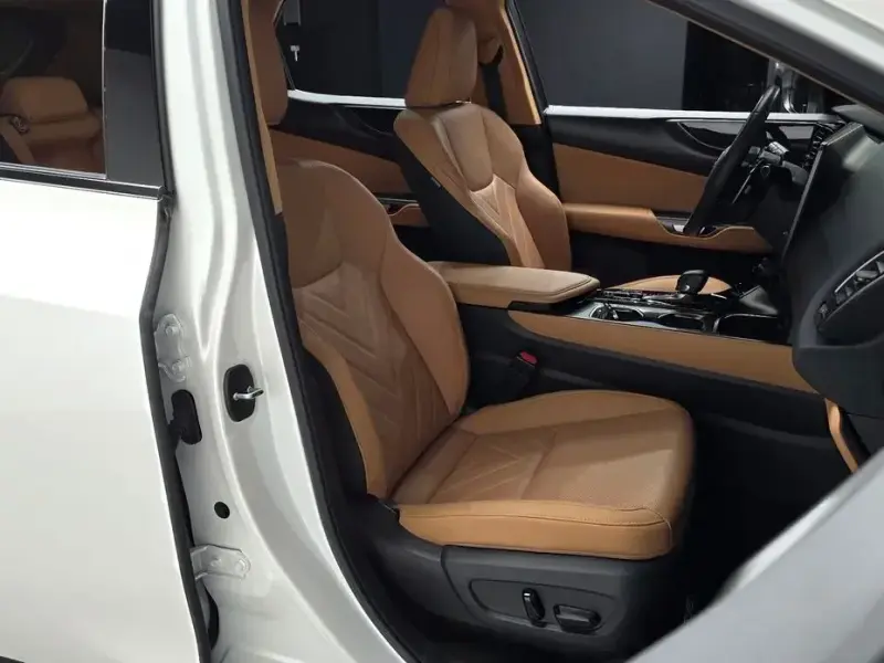 2024 Lexus NX с пробегом 20 548 км