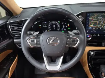 2024 Lexus NX с пробегом 20 548 км