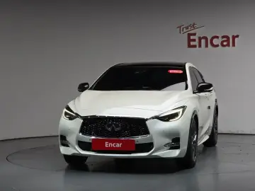 2017 Infiniti Q30 с пробегом 73 399 км