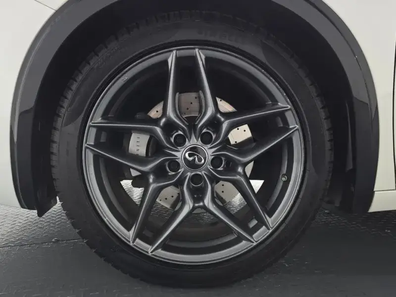 2017 Infiniti Q30 с пробегом 73 399 км