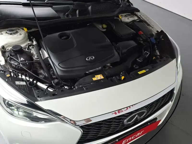 2017 Infiniti Q30 с пробегом 73 399 км