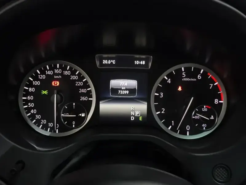 2017 Infiniti Q30 с пробегом 73 399 км