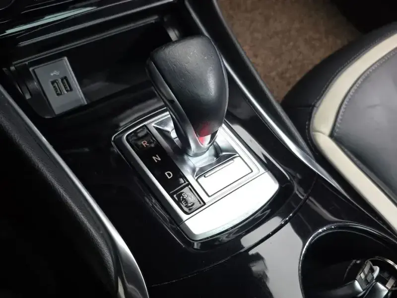2017 Infiniti Q30 с пробегом 73 399 км