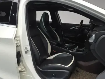 2017 Infiniti Q30 с пробегом 73 399 км