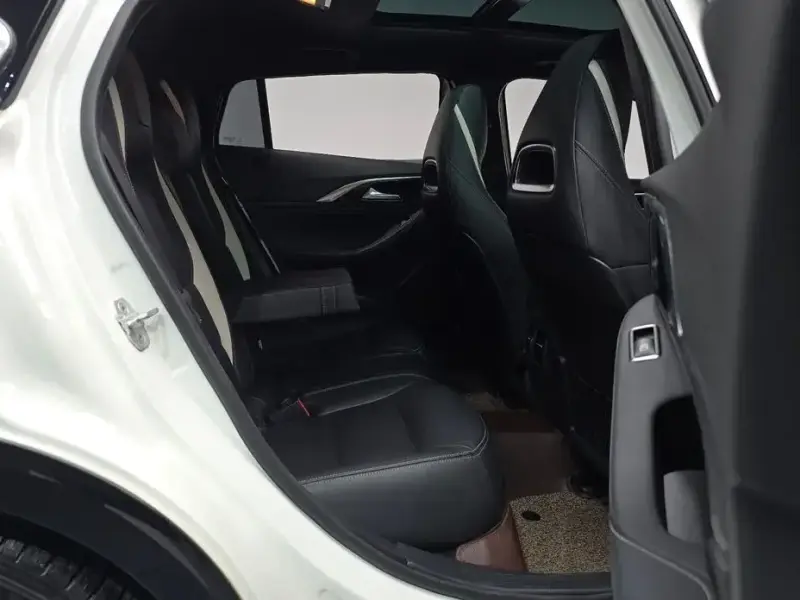 2017 Infiniti Q30 с пробегом 73 399 км