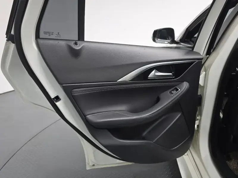 2017 Infiniti Q30 с пробегом 73 399 км