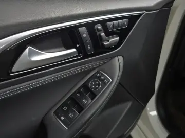 2017 Infiniti Q30 с пробегом 73 399 км