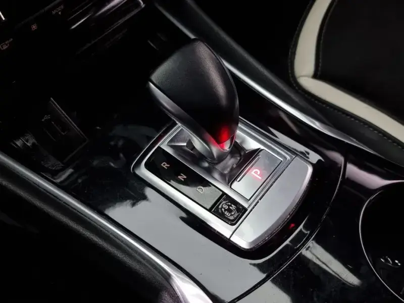 2019 Infiniti Q30 с пробегом 92 021 км
