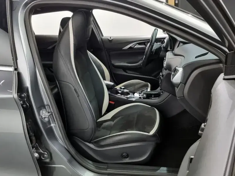 2019 Infiniti Q30 с пробегом 92 021 км