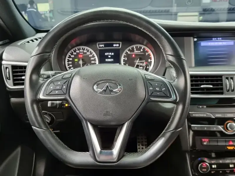 2019 Infiniti Q30 с пробегом 92 021 км