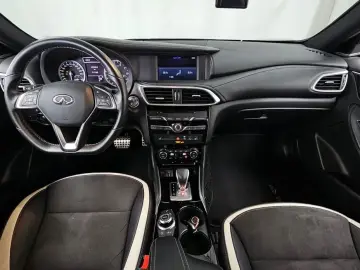 2019 Infiniti Q30 с пробегом 71 745 км