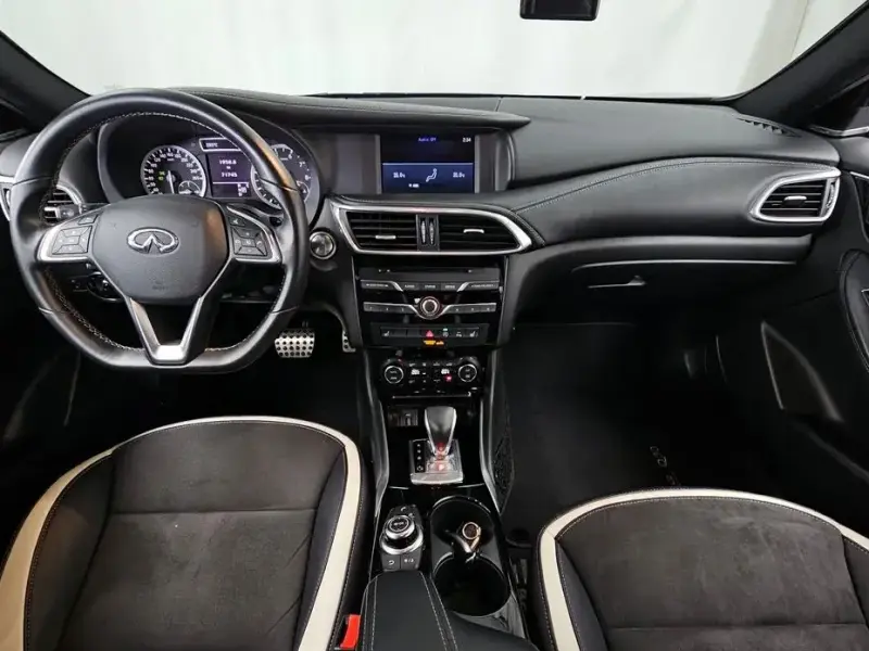 2019 Infiniti Q30 с пробегом 71 745 км