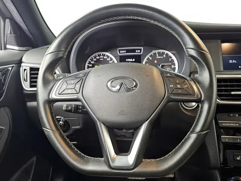 2019 Infiniti Q30 с пробегом 71 745 км