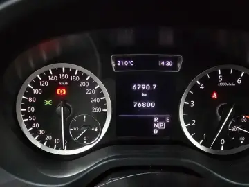 2018 Infiniti Q30 с пробегом 76 800 км