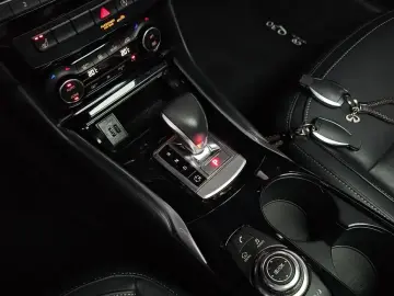 2018 Infiniti Q30 с пробегом 76 800 км