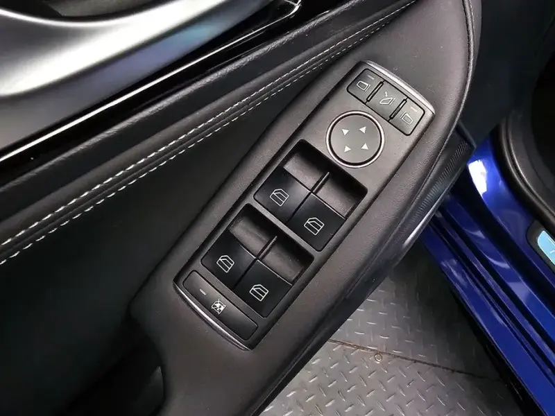 2018 Infiniti Q30 с пробегом 76 800 км