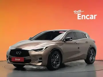 2017 Infiniti Q30 с пробегом 77 286 км