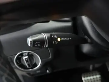 2017 Infiniti Q30 с пробегом 77 286 км