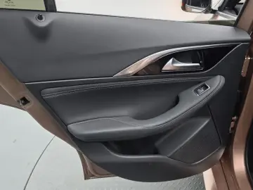 2017 Infiniti Q30 с пробегом 77 286 км