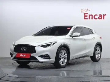 2019 Infiniti Q30 с пробегом 39 680 км