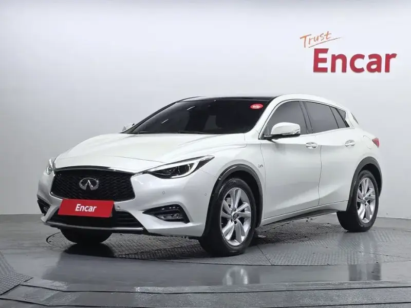 2019 Infiniti Q30 с пробегом 39 680 км