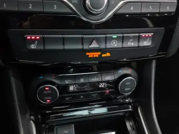2017 Infiniti Q30 с пробегом 77 286 км