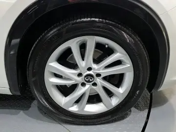 2019 Infiniti Q30 с пробегом 39 680 км