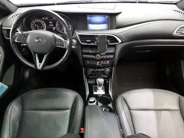 2019 Infiniti Q30 с пробегом 39 680 км