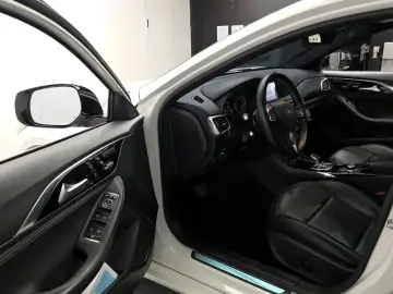 2019 Infiniti Q30 с пробегом 39 680 км