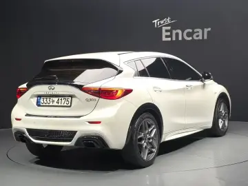 2017 Infiniti Q30 с пробегом 68 632 км