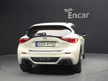2017 Infiniti Q30 с пробегом 68 632 км