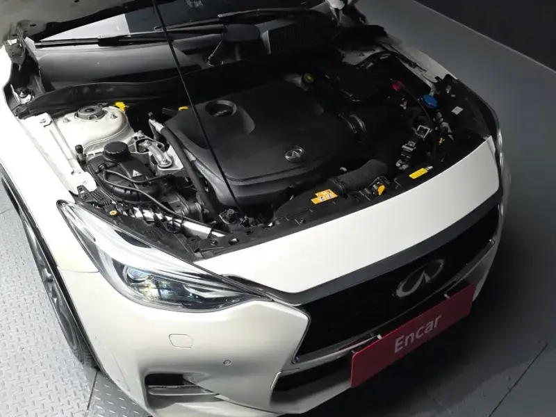 2017 Infiniti Q30 с пробегом 68 632 км