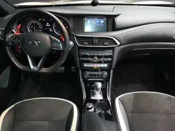 2017 Infiniti Q30 с пробегом 68 632 км