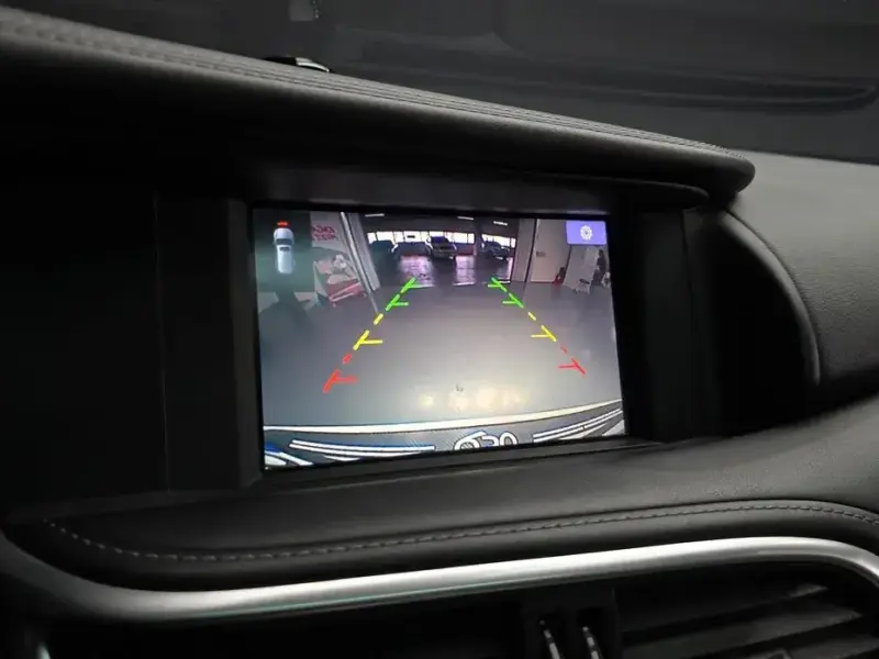 2017 Infiniti Q30 с пробегом 68 632 км