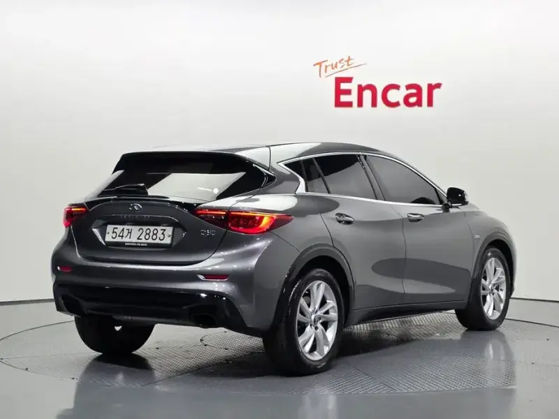 2018 Infiniti Q30 с пробегом 44 329 км