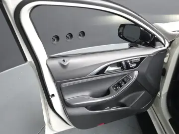 2017 Infiniti Q30 с пробегом 68 632 км