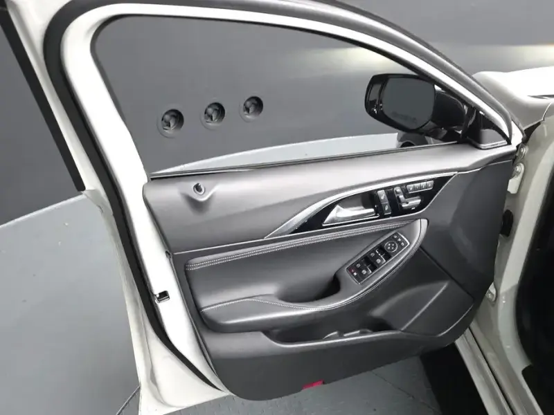 2017 Infiniti Q30 с пробегом 68 632 км