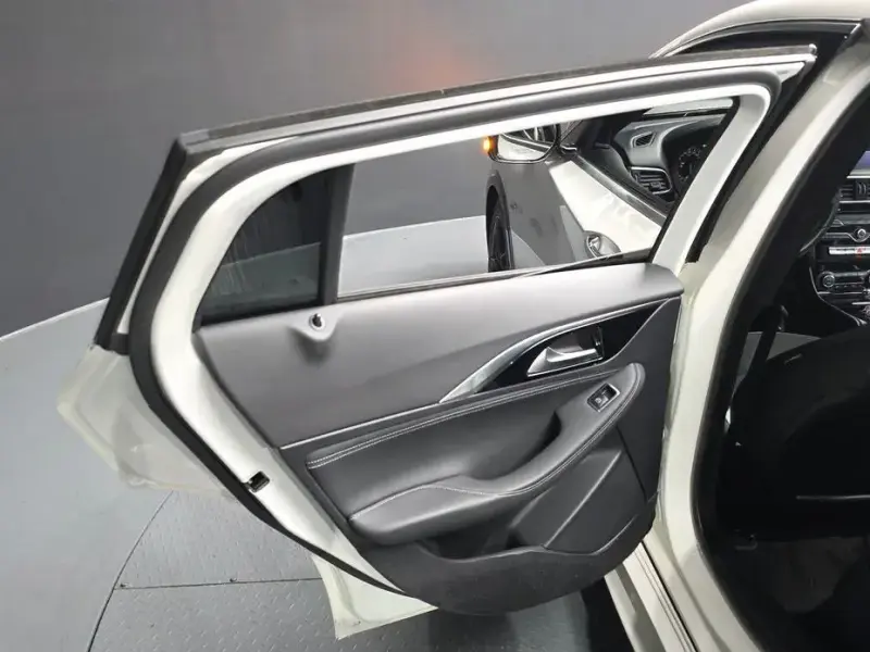 2017 Infiniti Q30 с пробегом 68 632 км